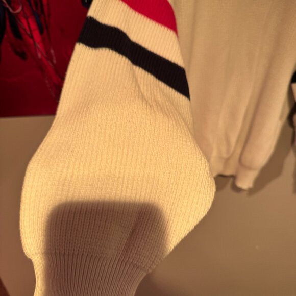 Vintage 1970s Sweater / Sweatshirt GM Oldsmobile USA Made (XL) Grandma Sweater - Picture 11 of 13